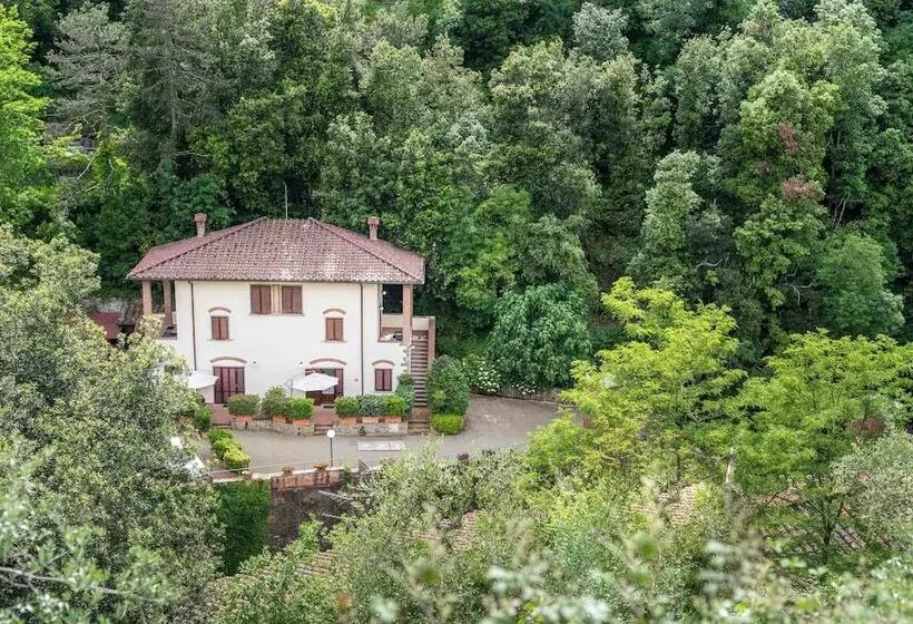 هتل La Ferriera Exclusive Resort Pool & Waterfall