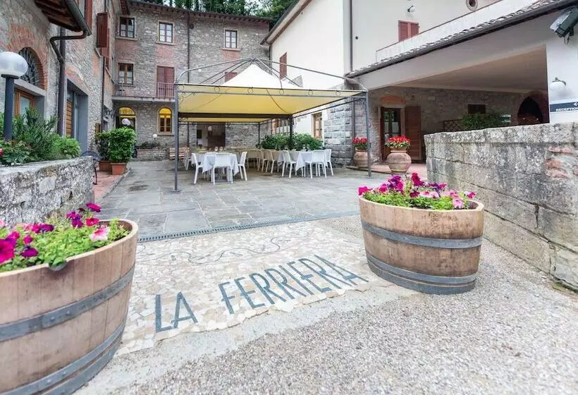 هتل La Ferriera Exclusive Resort Pool & Waterfall