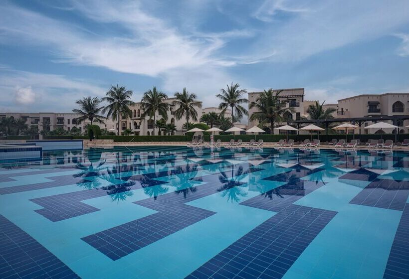 هتل Salalah Rotana Resort
