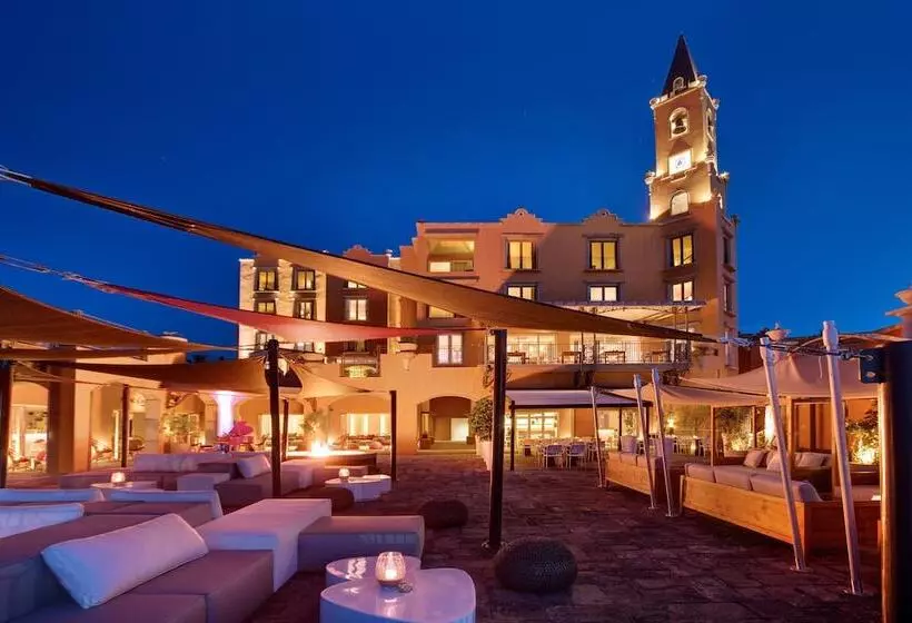 هتل The Address Boutique