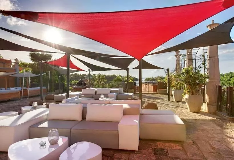 هتل The Address Boutique