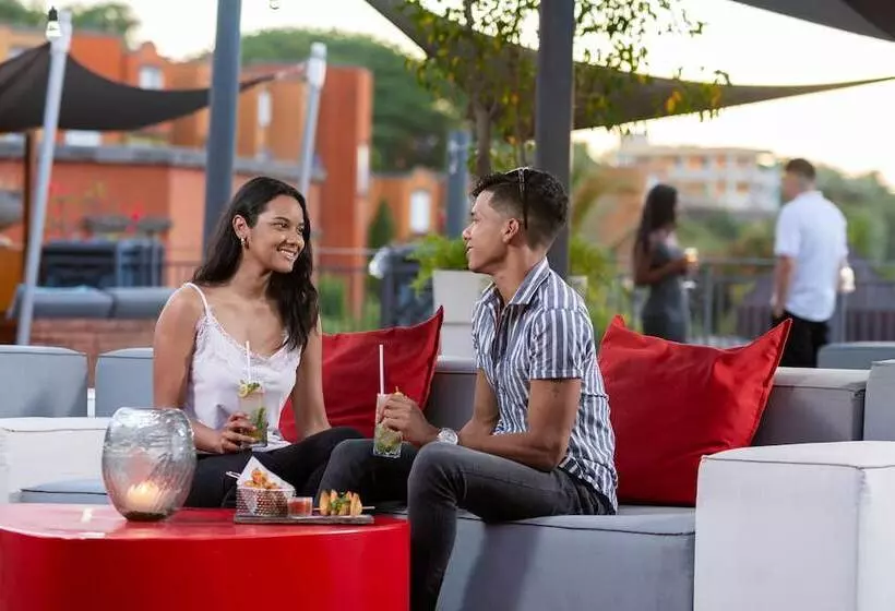 هتل The Address Boutique