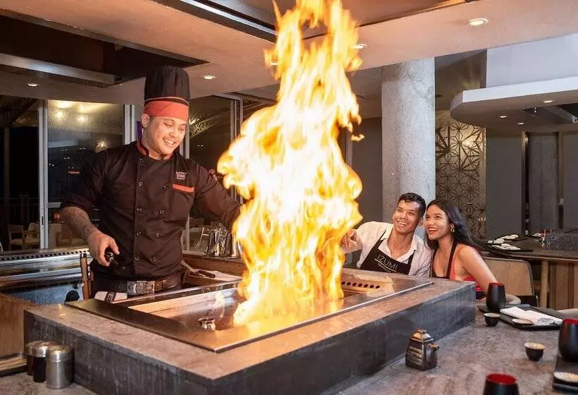 هتل The Address Boutique