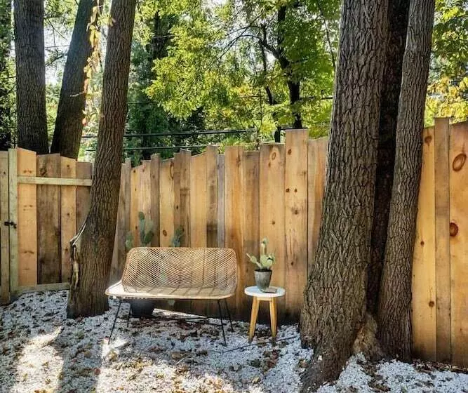 Retkeilymaja The Herwood Inn