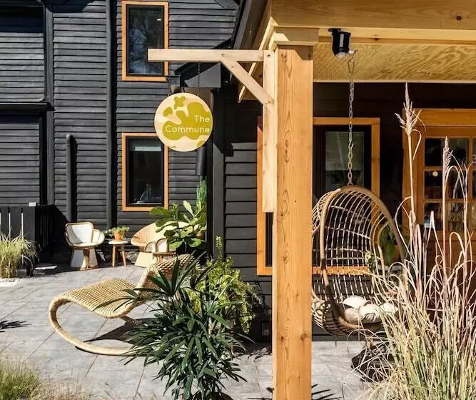 Retkeilymaja The Herwood Inn