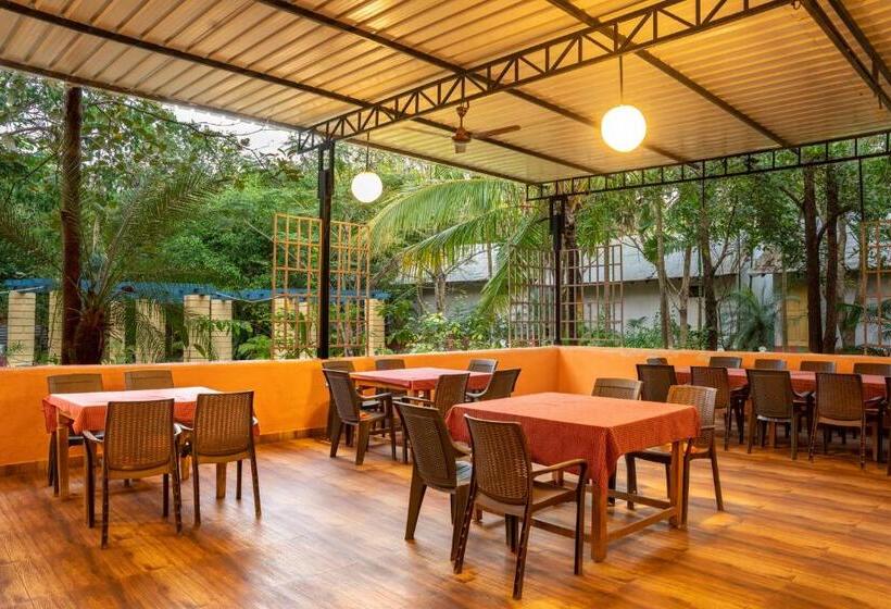 酒店 Dandeli Resorts Inn