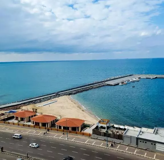هتل Fleet Club Mahrousa