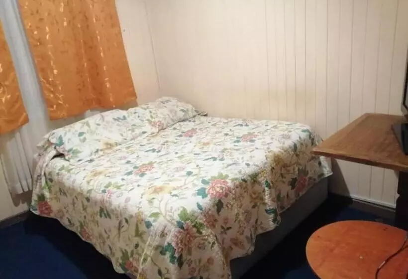 ペンション Hostal Papo