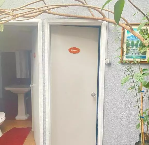 ペンション Hostal Papo