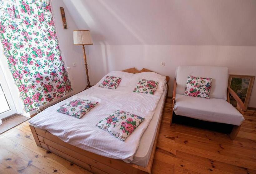 پانسیون Willa Mewa