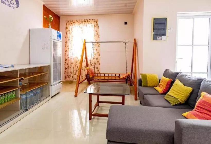 تختخواب و صبحانه Night Star Dhangethi