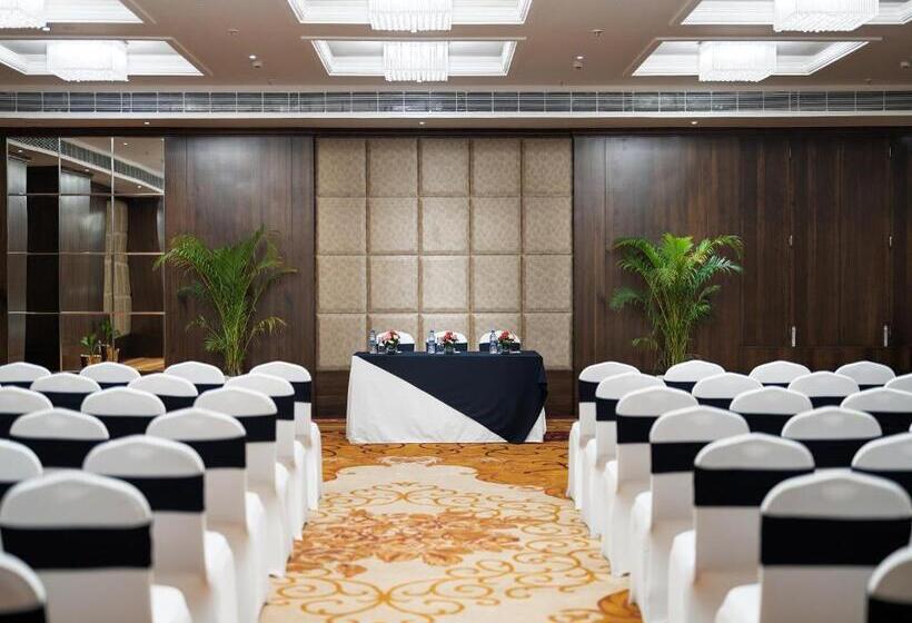 בית מלון כפרי Cygnett Park Bl