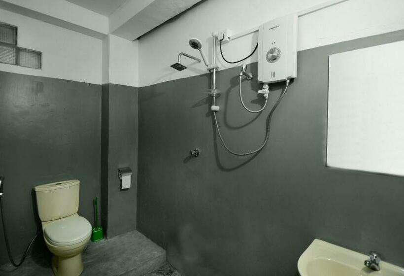 酒店 Palm Leaf Surf Cafe