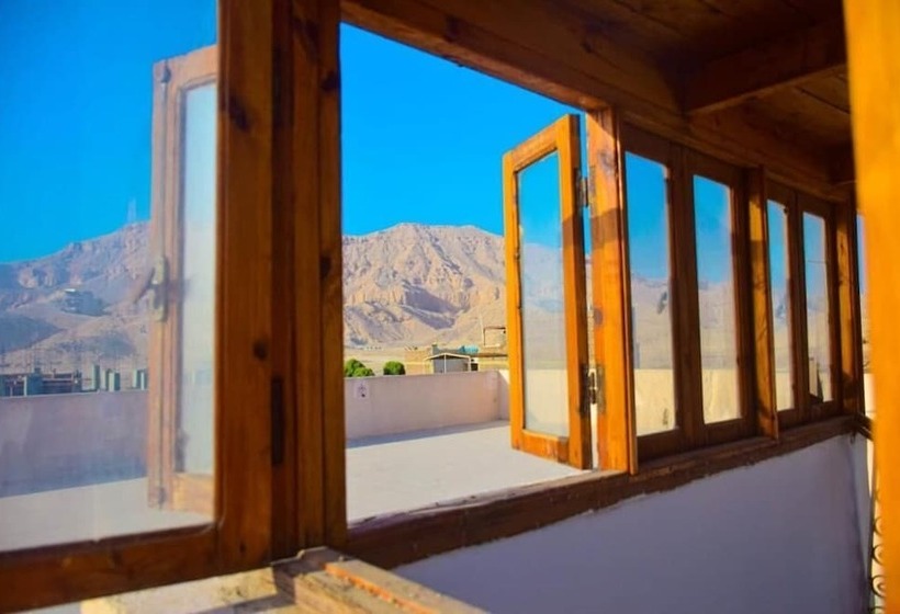 هتل Rose Guest House