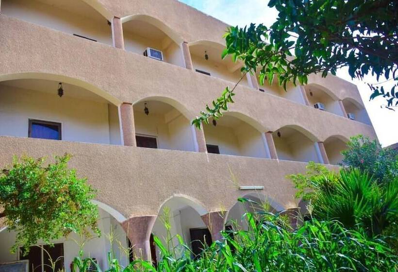 هتل Rose Guest House