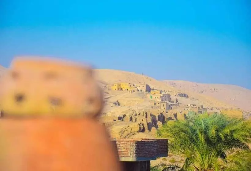 هتل Rose Guest House