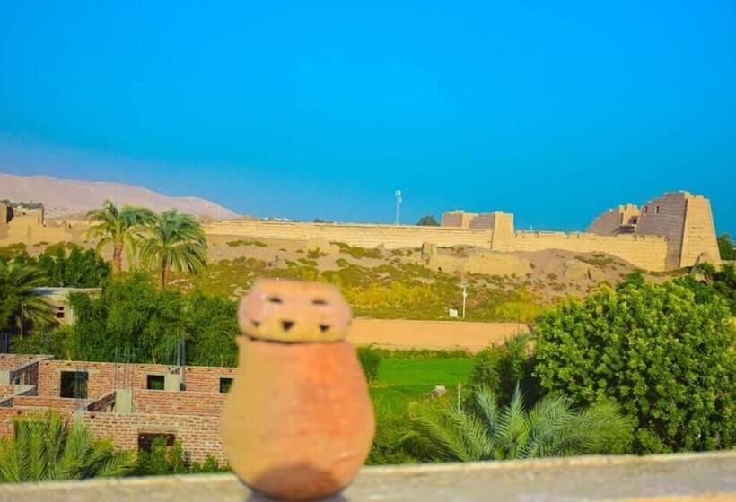 هتل Rose Guest House