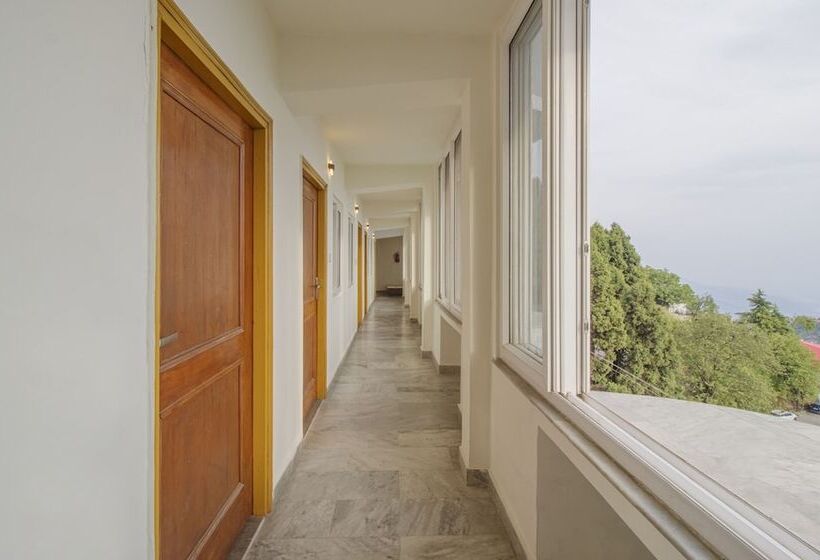 ホテル Treebo Raj Mall Road