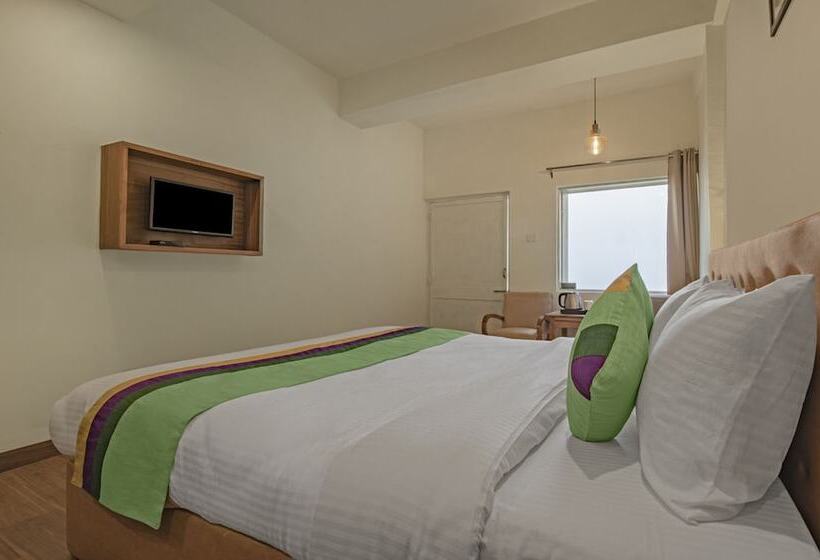 ホテル Treebo Raj Mall Road