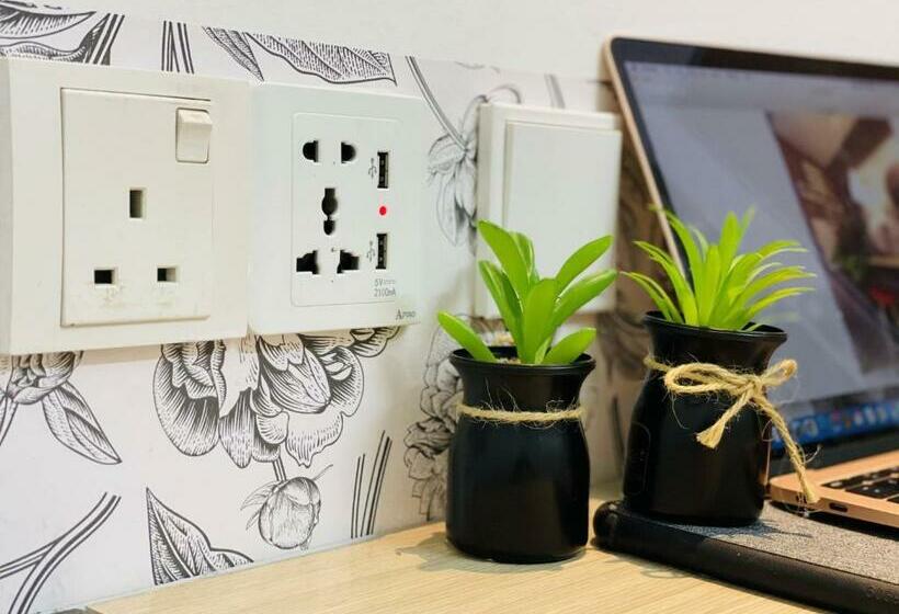 فندق Oyo 90421 Suriamas Suites Condominum 2