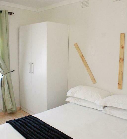 ベッドアンドブレックファースト Abenab Lodge & Tours Cc