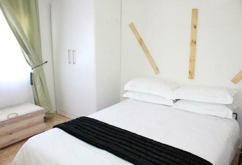 ベッドアンドブレックファースト Abenab Lodge & Tours Cc