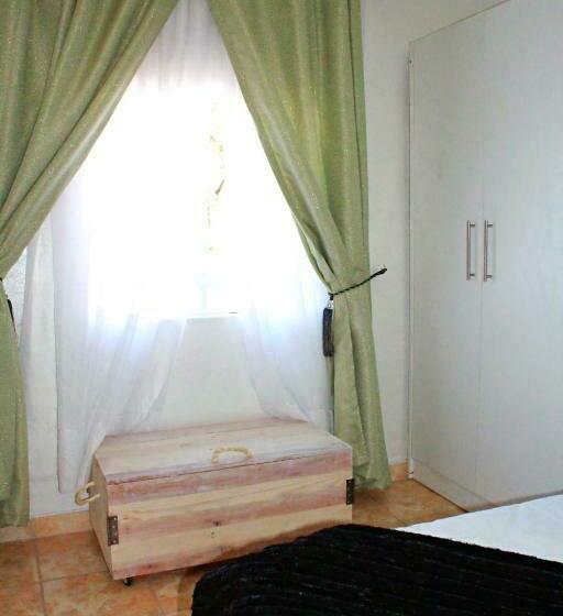 ベッドアンドブレックファースト Abenab Lodge & Tours Cc