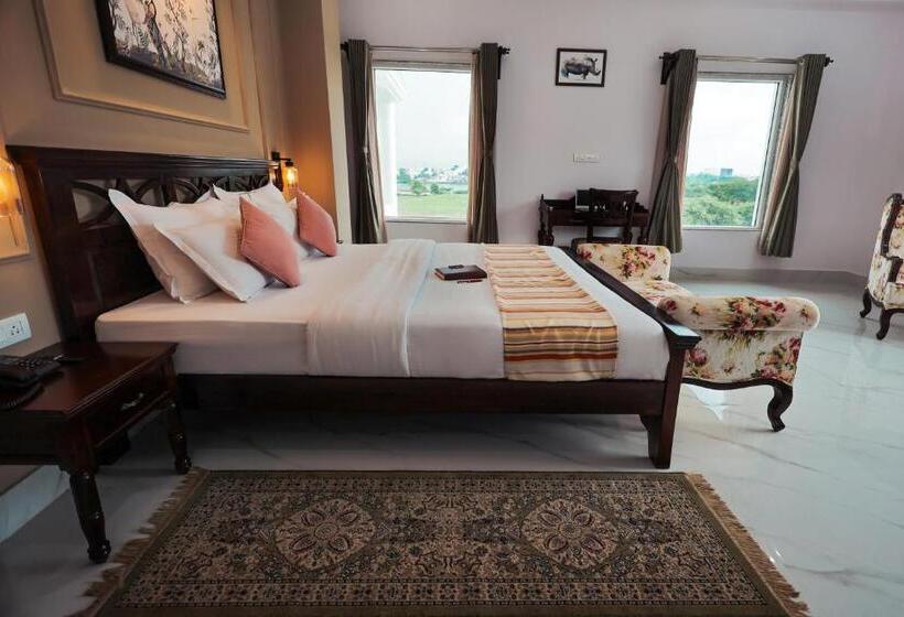 Отель Revaas Lake View Boutique Stay