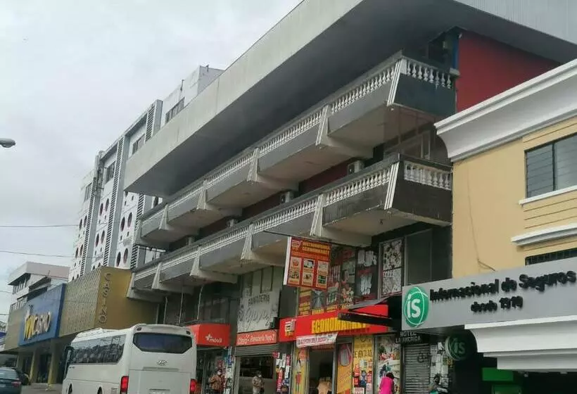 ホテル America   La Chorrera