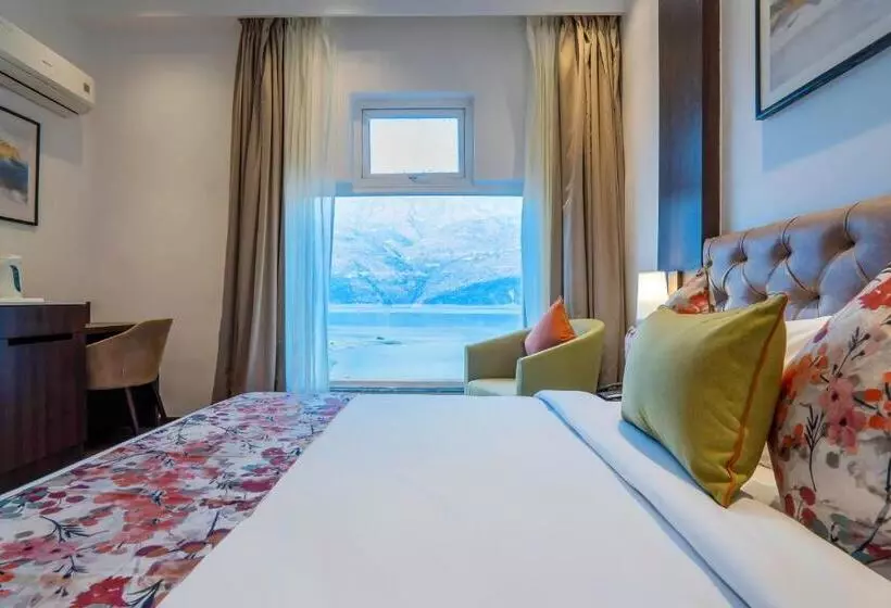 ホテル Le Roi Lake View, Koti