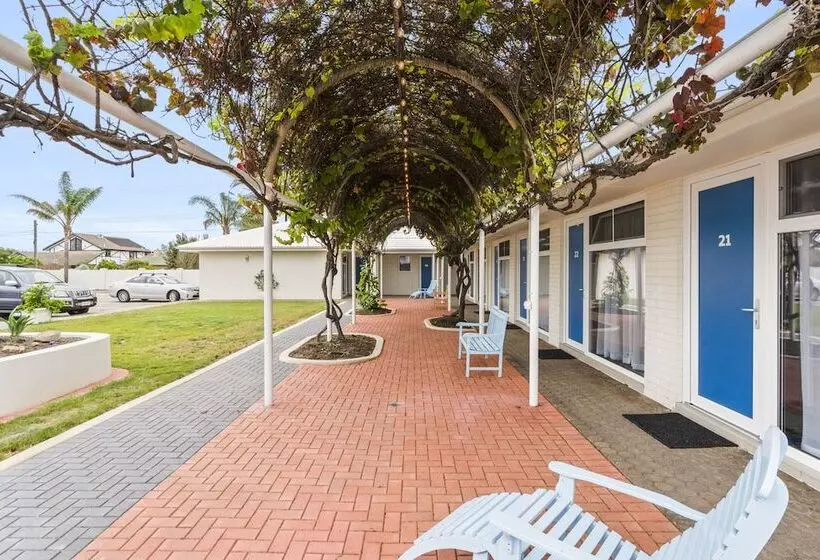 ホテル Best Western Adelaide Airport  Formerly Parador Inn