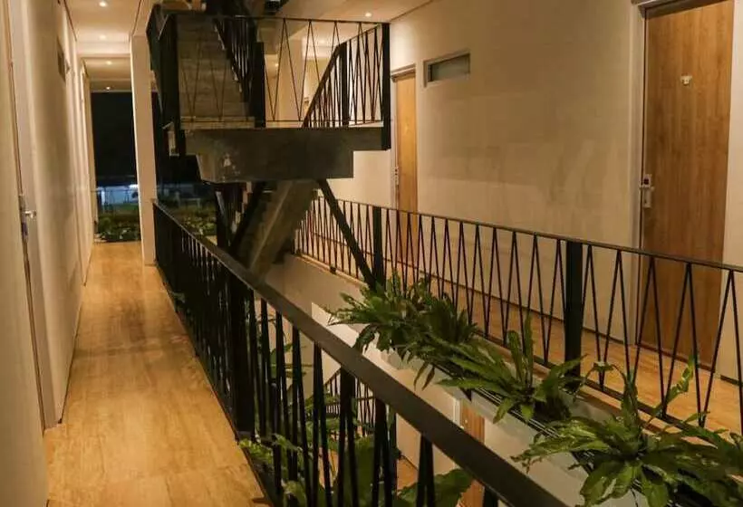 Rion Hostel Bogor