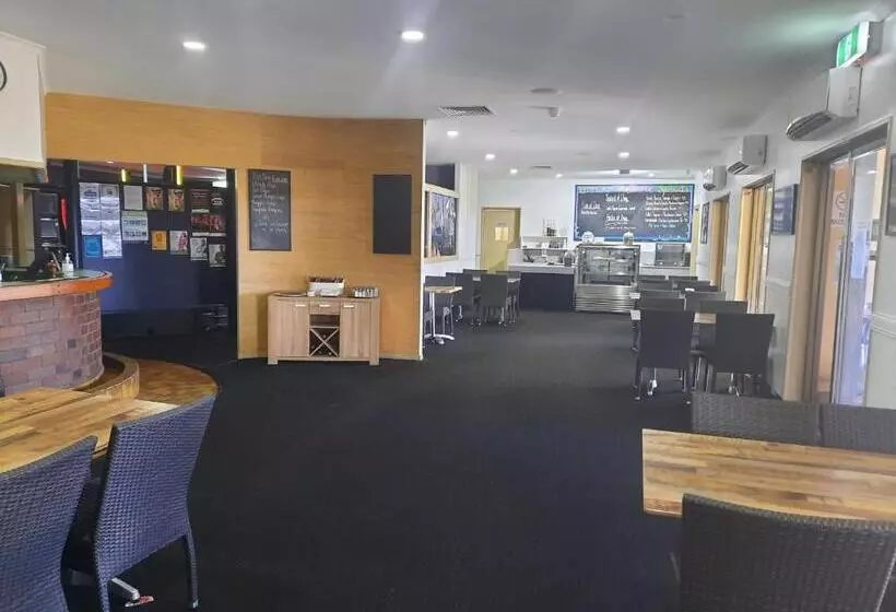 Hay Point Hotel/motel