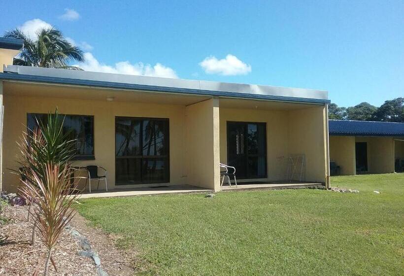 Hay Point Hotel/motel