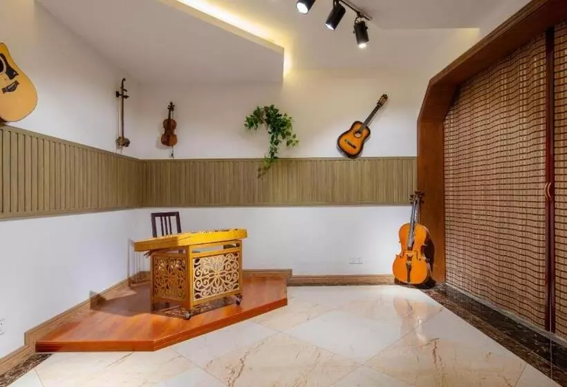 Floral Hotel Wuxi Shengziling