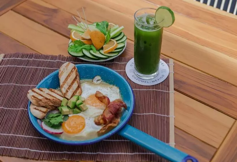 ホテル Puerto Libre