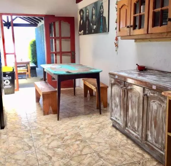 Pension Hostel Raiz