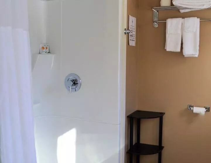 Lomakeskus 3 Pines Lodge Muskoka