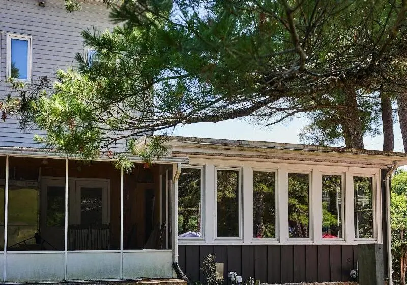 リゾートホテル 3 Pines Lodge Muskoka