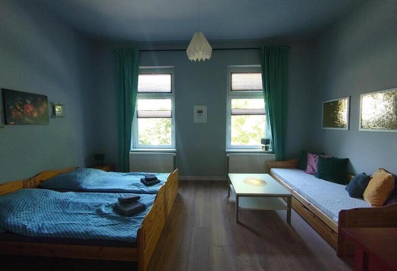 ペンション Haltestelle Private Zimmervermietung Röbel Müritz