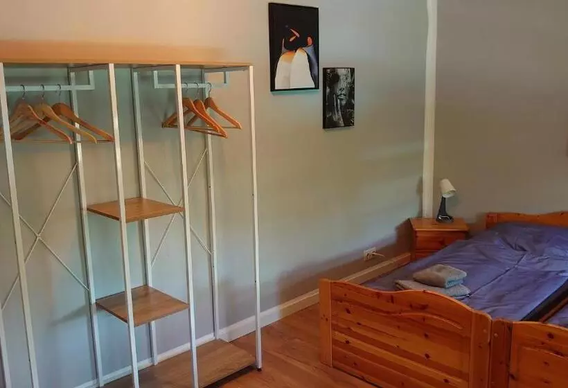 Majatalo Haltestelle   Private Zimmervermietung Röbel Müritz