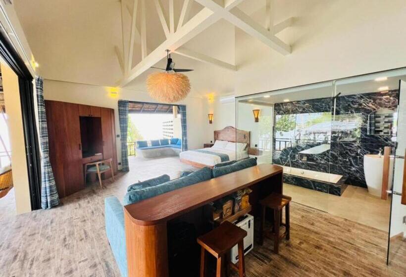 Absolute Beachfront Resort