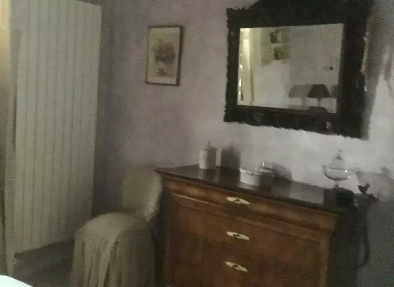 Aamiaismajoitus (B&B) Oustau De Piera