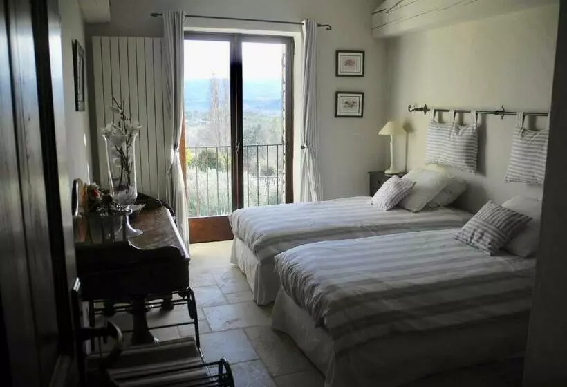 Aamiaismajoitus (B&B) Oustau De Piera