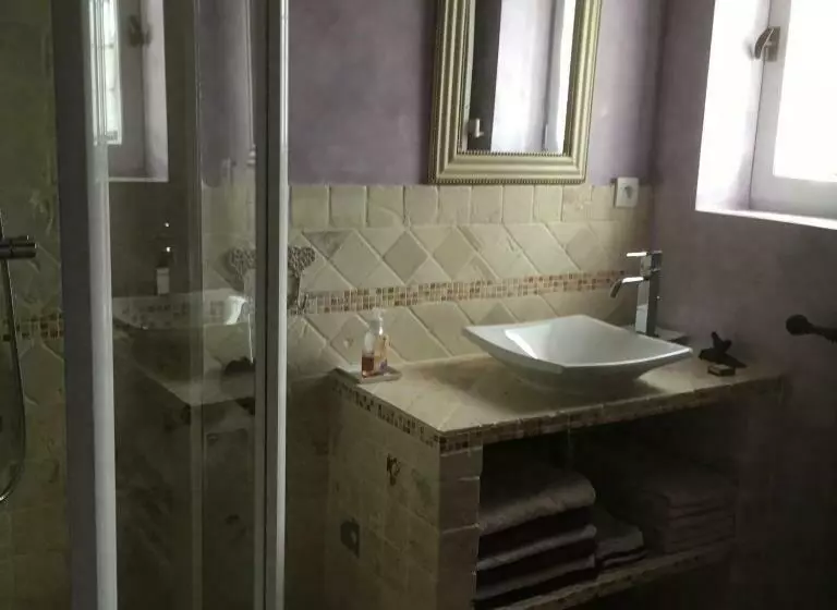 Aamiaismajoitus (B&B) Oustau De Piera