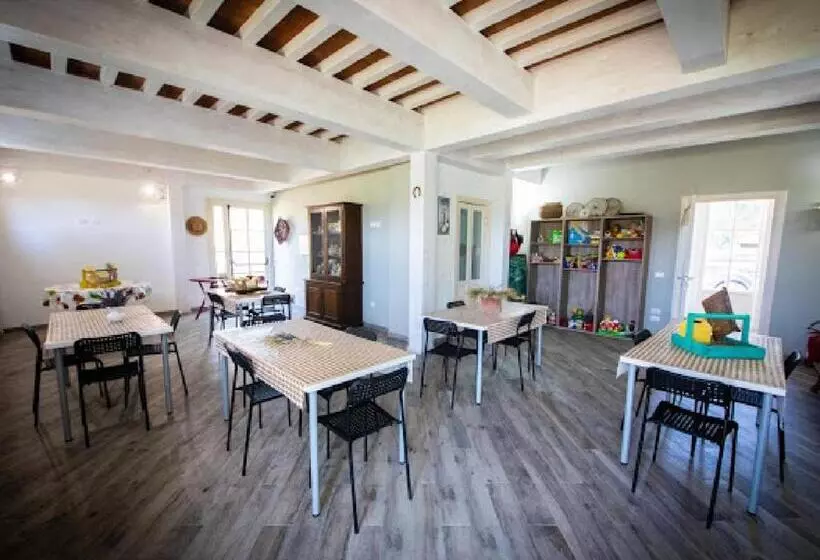 ホテル Agriturismo La Valle Della Lavanda Podere Mezzastrada