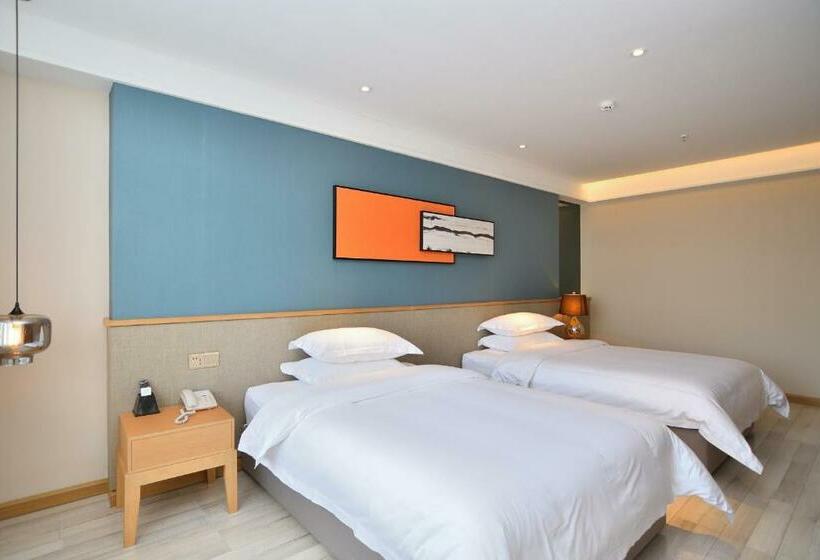 فندق Qifan  Kunming Train Station Branch