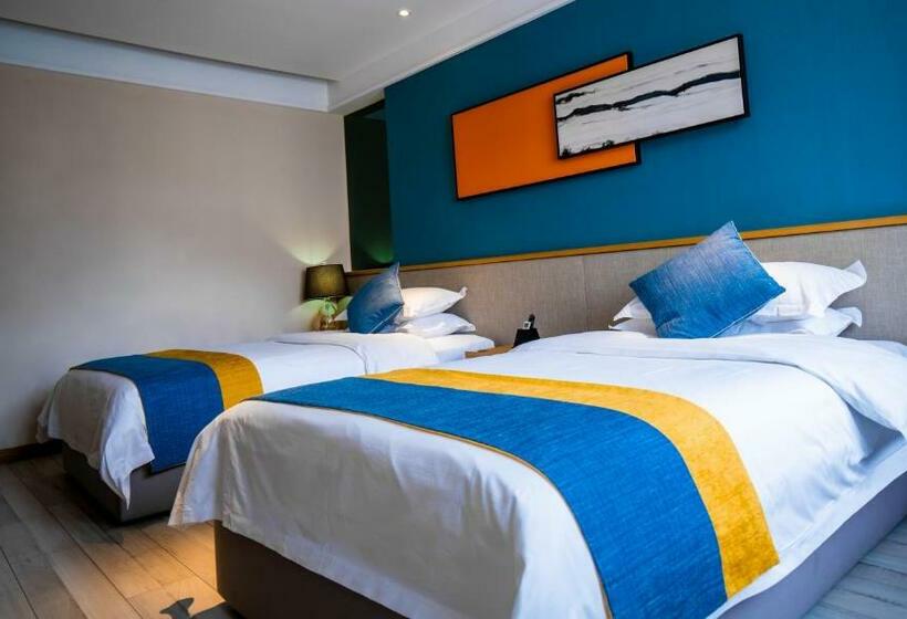 فندق Qifan  Kunming Train Station Branch