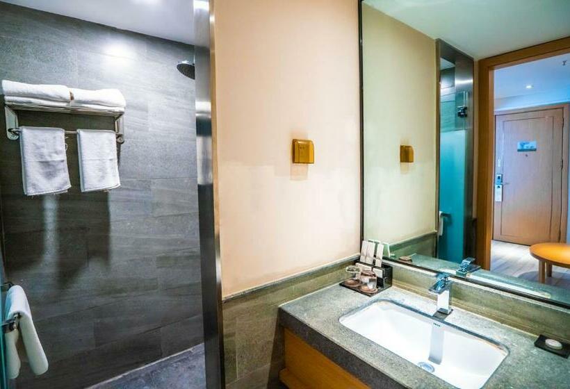 فندق Qifan  Kunming Train Station Branch