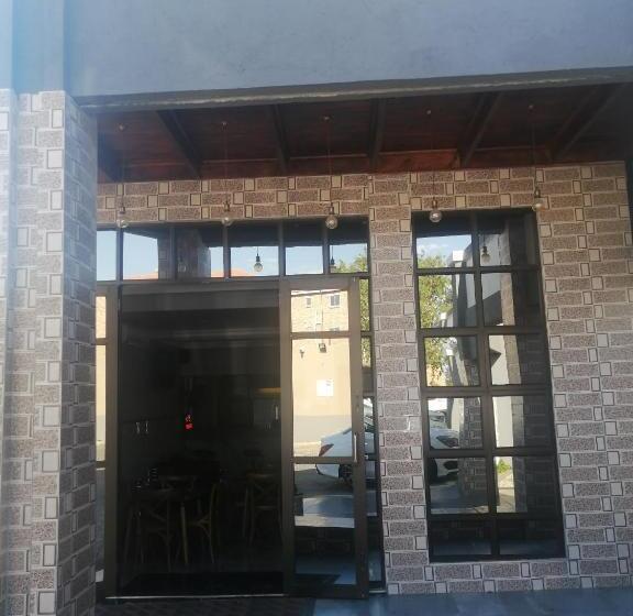 Пансион Olu Guest Lodge